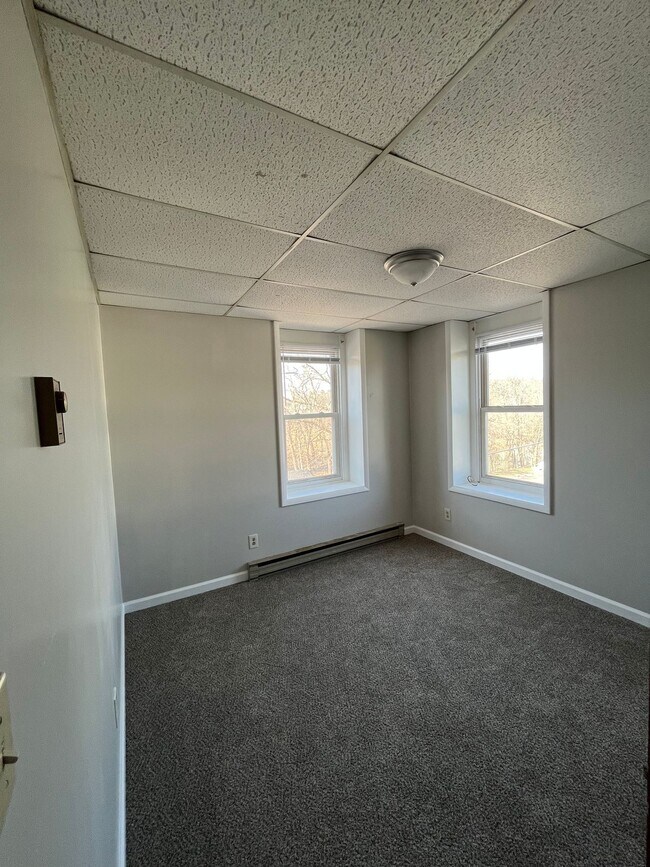 Building Photo - Washingtonville Apartments by Rose Renovat...