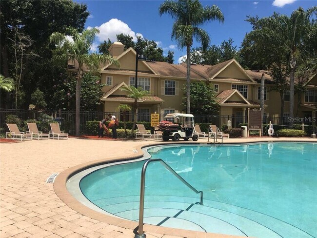 Building Photo - 842 Grand Regency Pointe