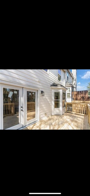 Building Photo - 5830 Hampton Ct