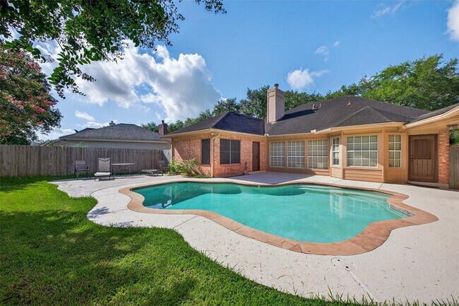 Building Photo - 6415 Adobe Trails Dr