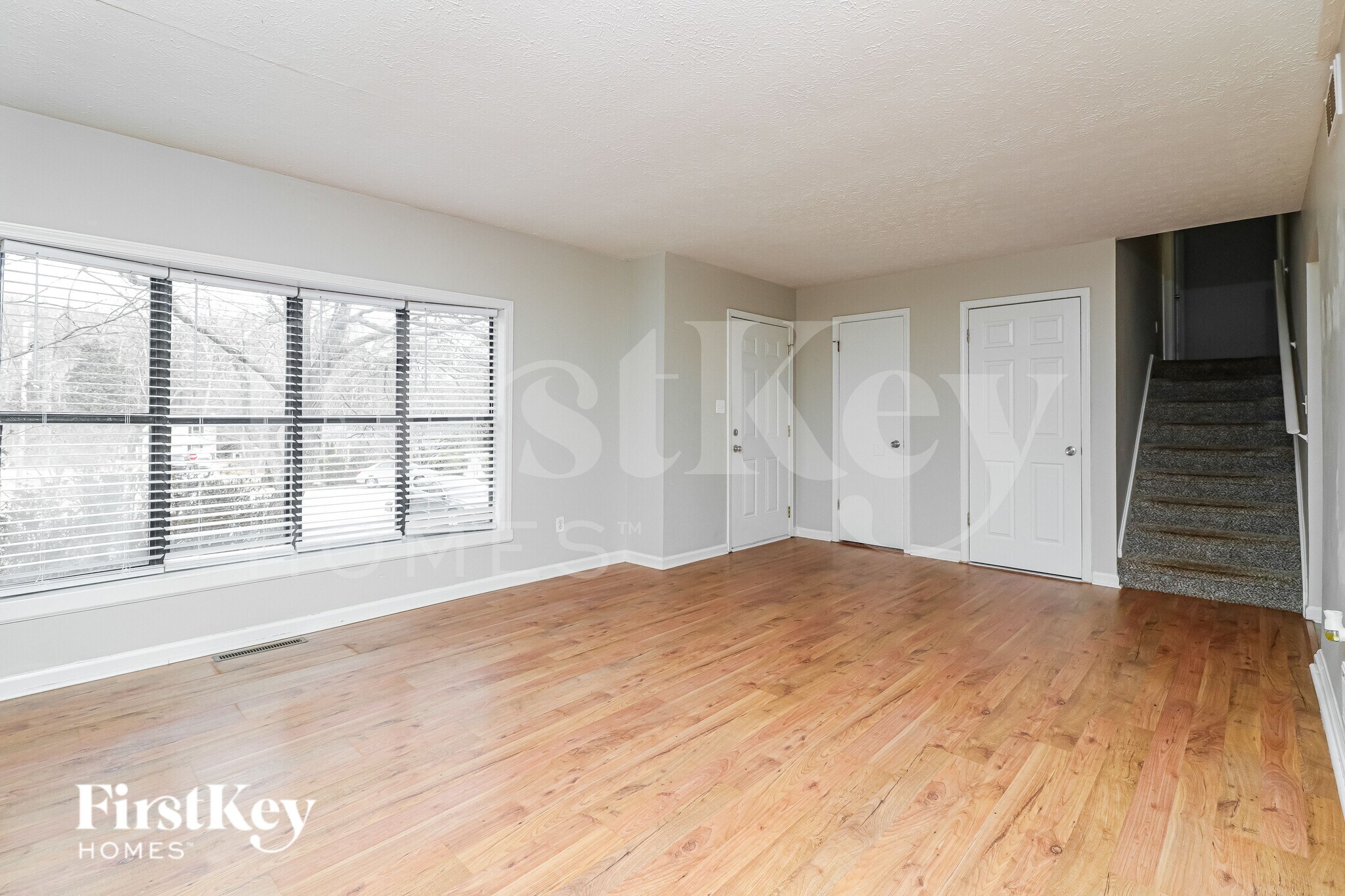 Building Photo - 1006 Hicksmil Ct SW