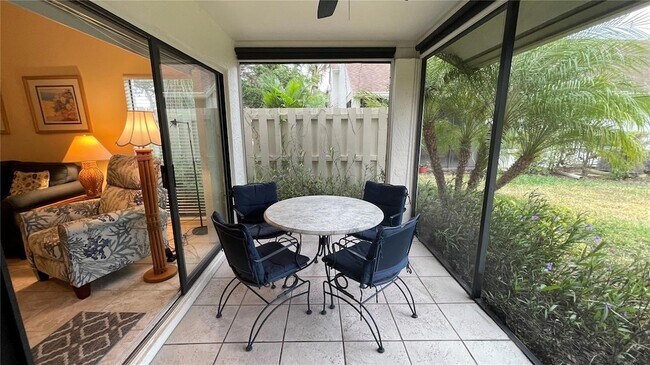 Building Photo - 5256 Myrtle Wood