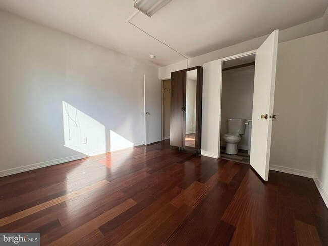 Building Photo - 6317 Pearce Ave