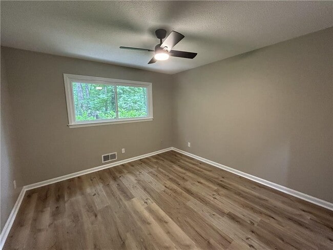 Building Photo - 2271 Fox Hound Pkwy
