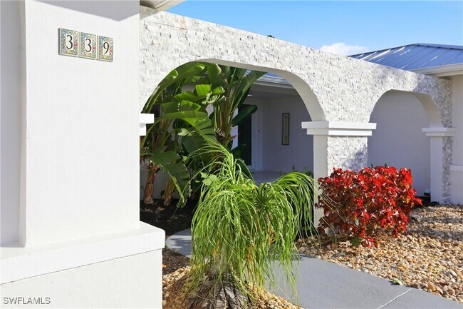 Building Photo - 339 Landmark St