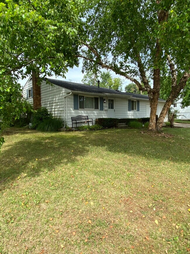 Primary Photo - 6374 Rygate Dr