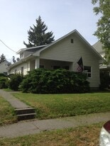 Building Photo - 306 1st Ave