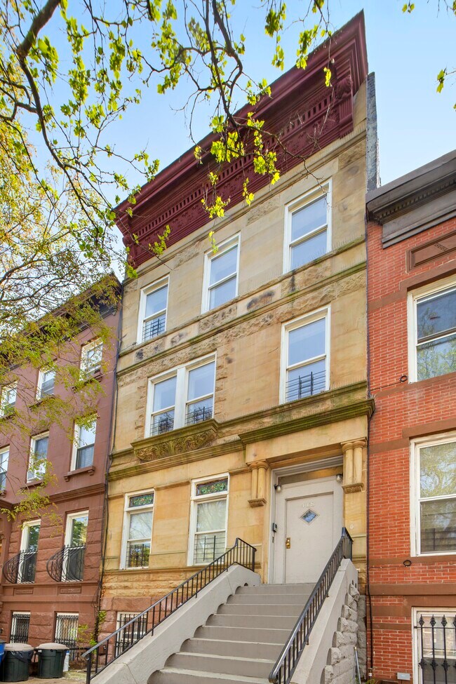 Building Photo - 418 Macon St