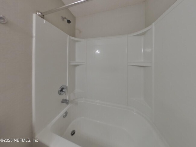 Building Photo - 78611 Rock Ct