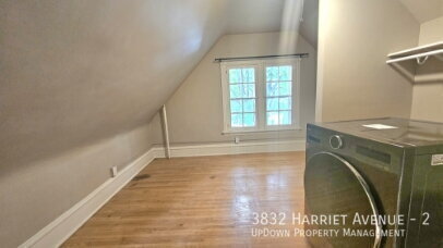 Building Photo - 3832 Harriet Ave