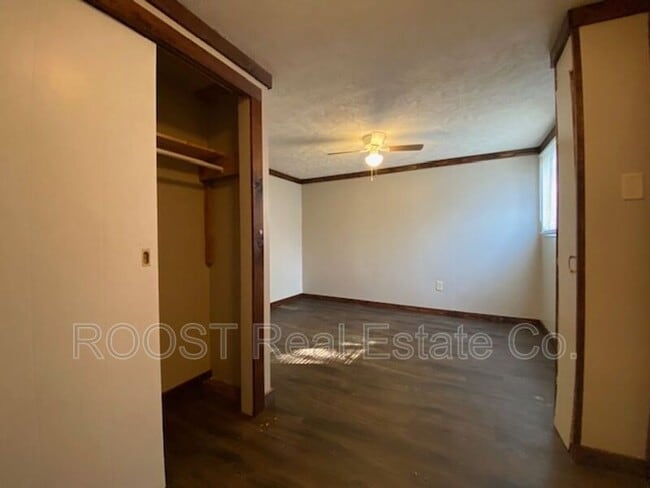 Building Photo - 233 Bellevue Ave