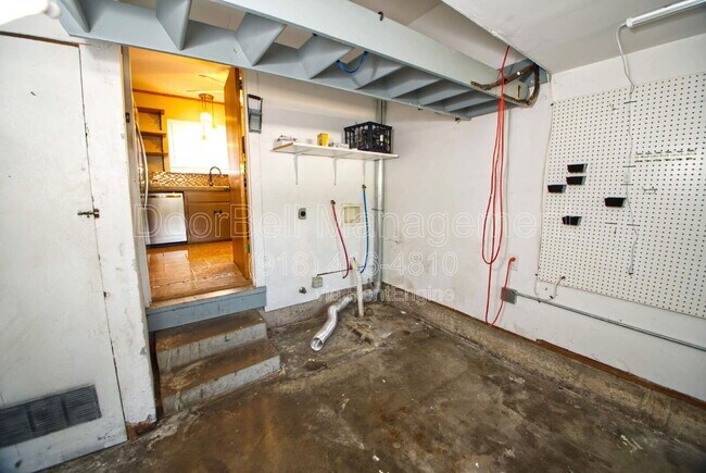 Building Photo - 2713 S Norwood Ave