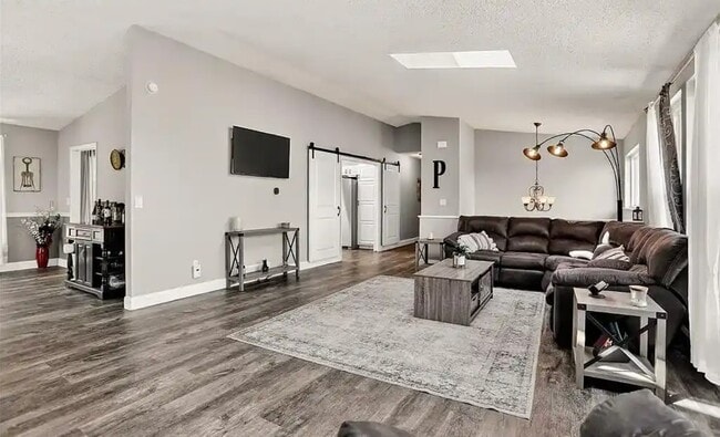 Building Photo - 535 Brandywine Dr