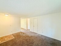 Building Photo - 7420 NE Hazel Dell Ave