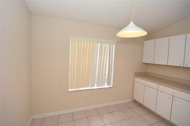 Building Photo - 19 Burning Ember Ln