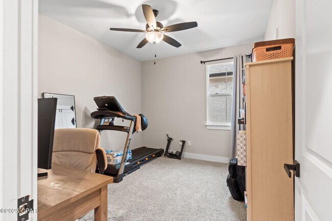 Building Photo - 4419 Conifer Ln