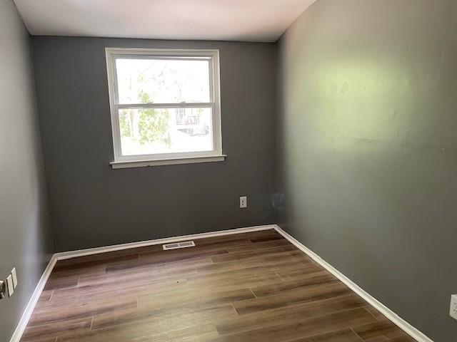 Building Photo - 56 Wooded Ct