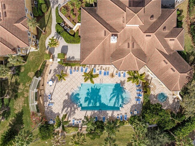 Building Photo - 5045 Fairways Cir