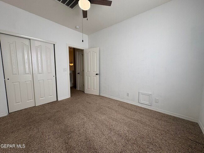Building Photo - 12220 Branell Ln