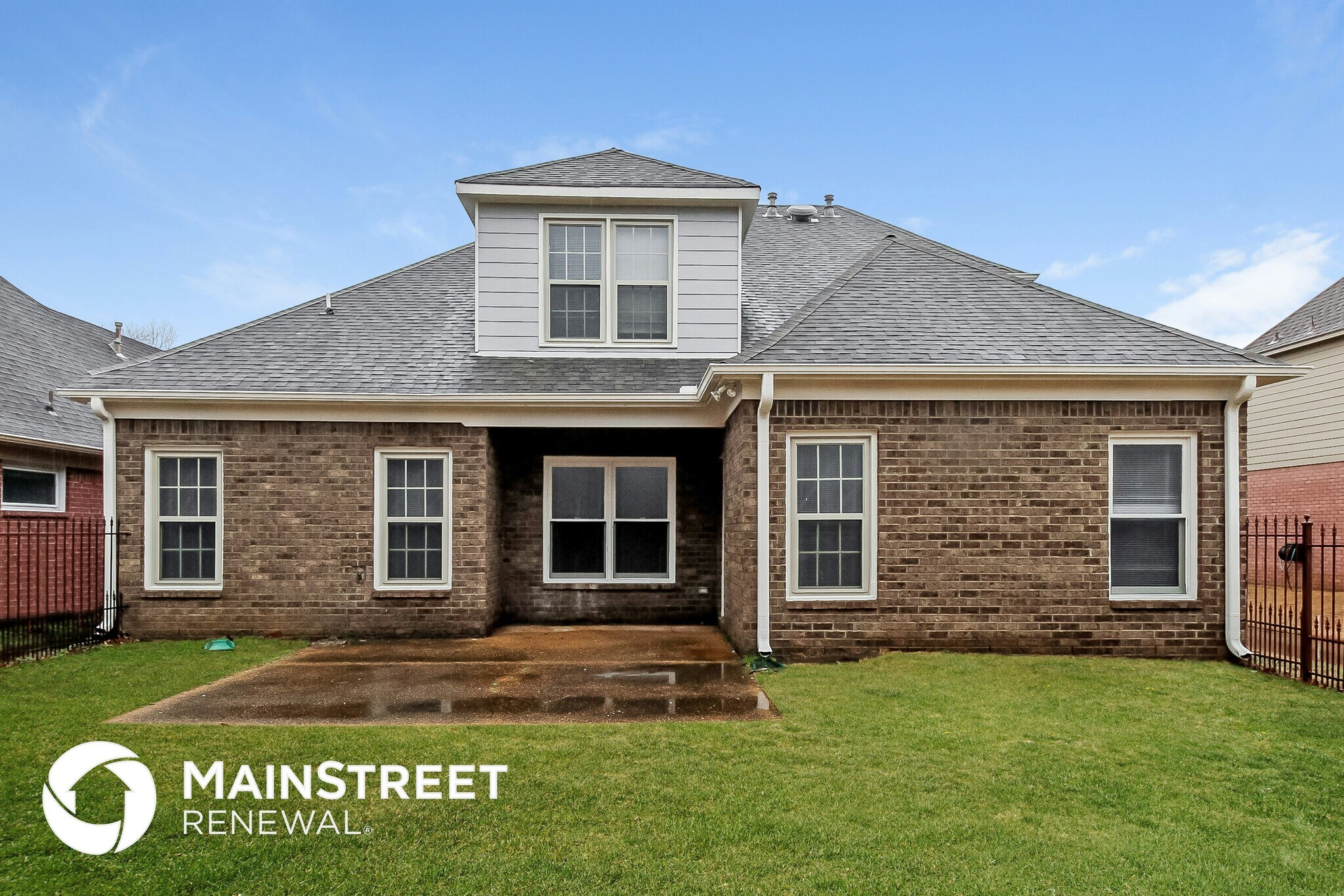 Building Photo - 6330 Cheyenne Dr