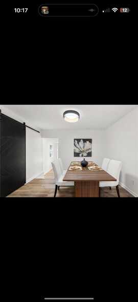 Building Photo - 1349 Lockhaven Cir SW