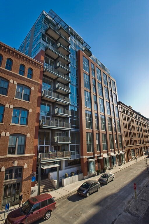 Building Photo - 20 Channel Ctr St