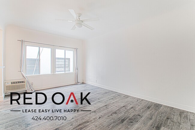 Building Photo - 121 N Kenmore Ave