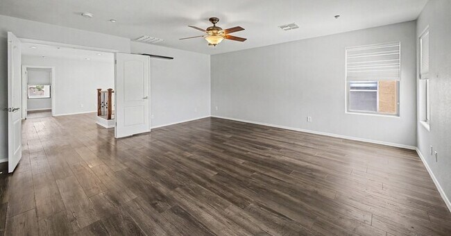 Building Photo - 17593 N 185th Dr