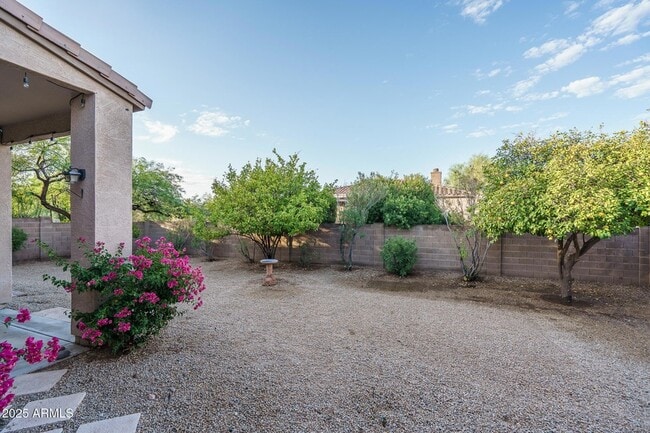 Building Photo - 4609 E Pinnacle Vista Dr