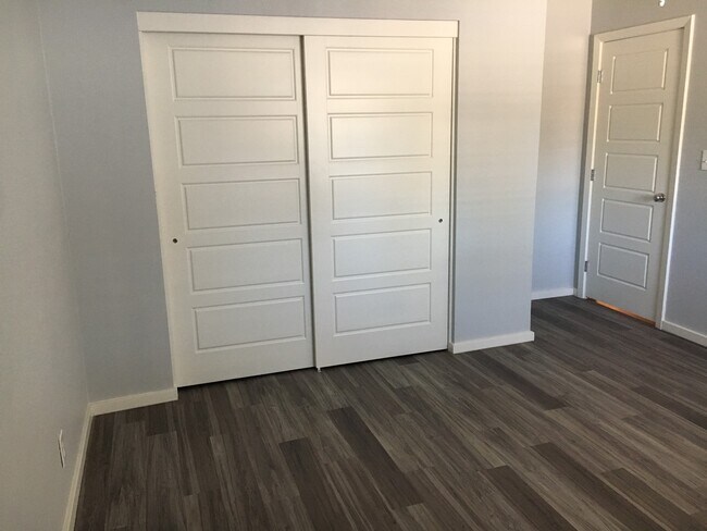 Building Photo - Villas on 4th Tempe