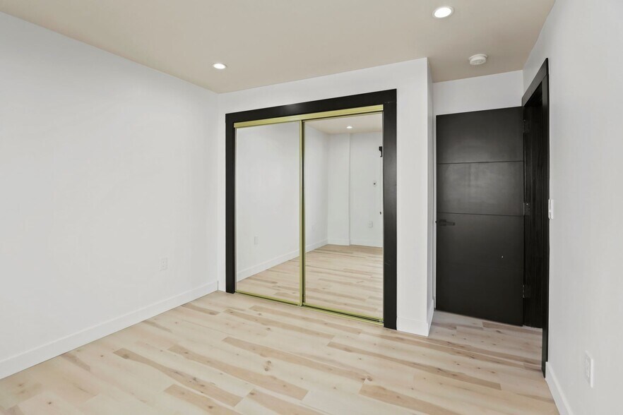 Building Photo - 1139 Bellevue Ave