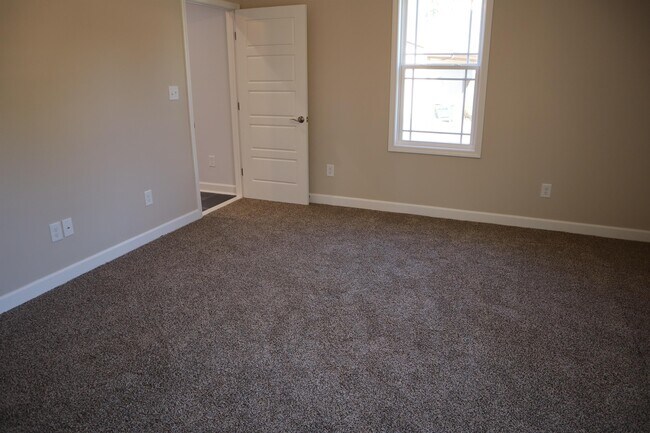 Building Photo - 1506 S Taylor St