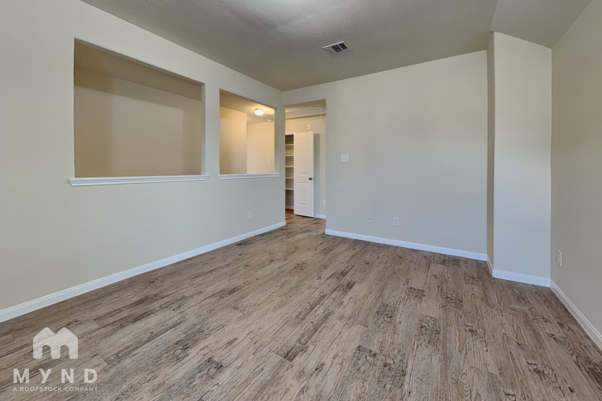 Building Photo - 10119 Berrypatch Ln