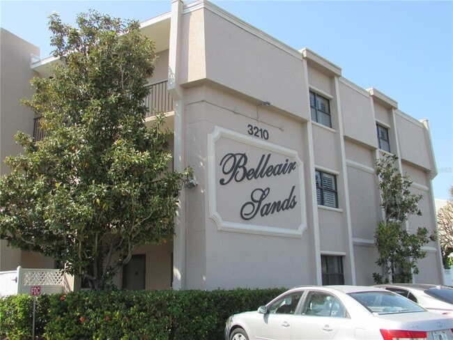 Primary Photo - 3210 Gulf Blvd