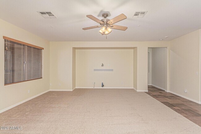 Building Photo - 9058 W Redbird Rd