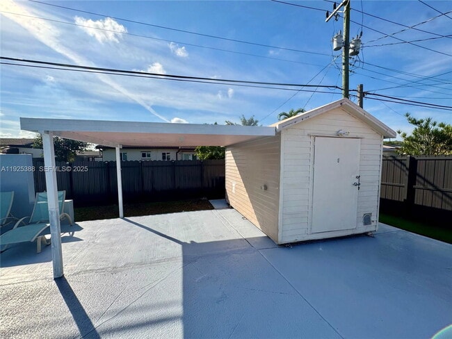 Building Photo - 12813 SW 20th St