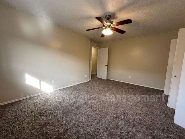 Building Photo - 2518 NW 62nd St