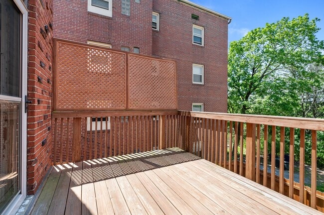 Building Photo - 3846 Brownsville Rd