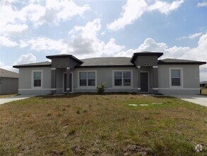 Building Photo - 646 Desmoines Ct