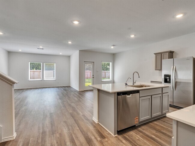 Building Photo - 24863 Springbluff Vly