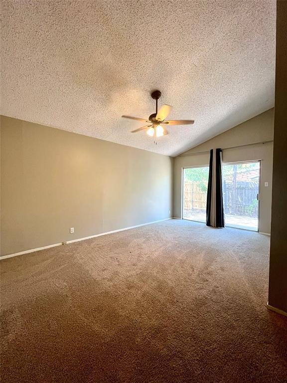Building Photo - 2307 Monarch Dr