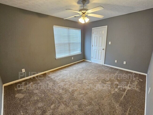 Building Photo - 353 Lucille Dr