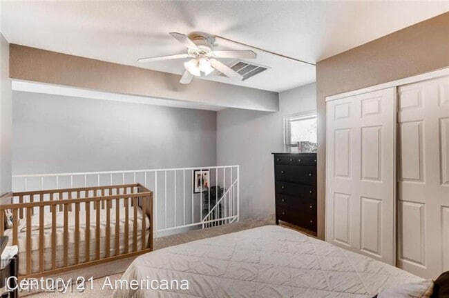 Building Photo - 1 br, 1.5 bath House - 1899 Avacado Court