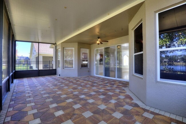 Building Photo - Spacious and beautifully maintained 5-bedroom, 3.5-bathroom two-story home