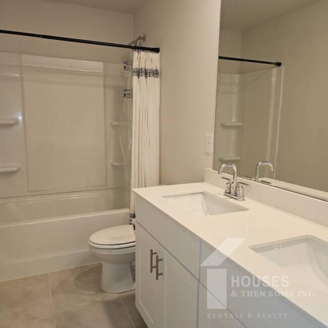 Building Photo - 185 Vickery Rd