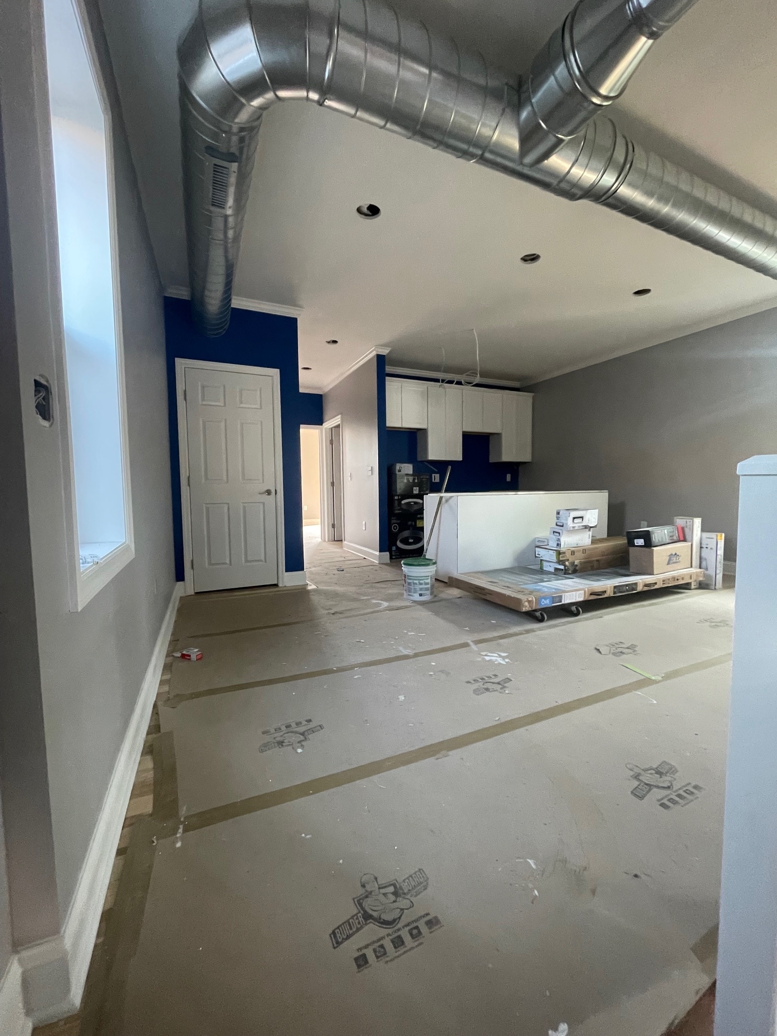 Living room/Kitchen - 1231 Pennsylvania Ave