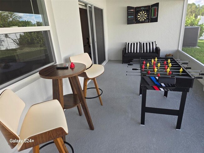 Building Photo - 1535 Eucalyptus Wy