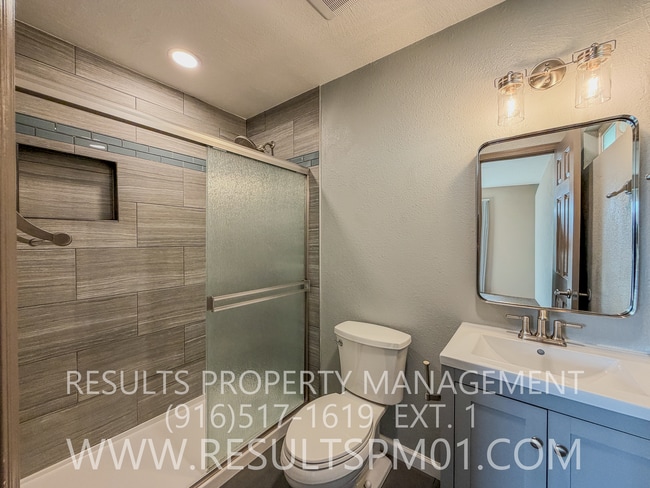 Building Photo - Charming Clean Rocklin Home with RV! Solar