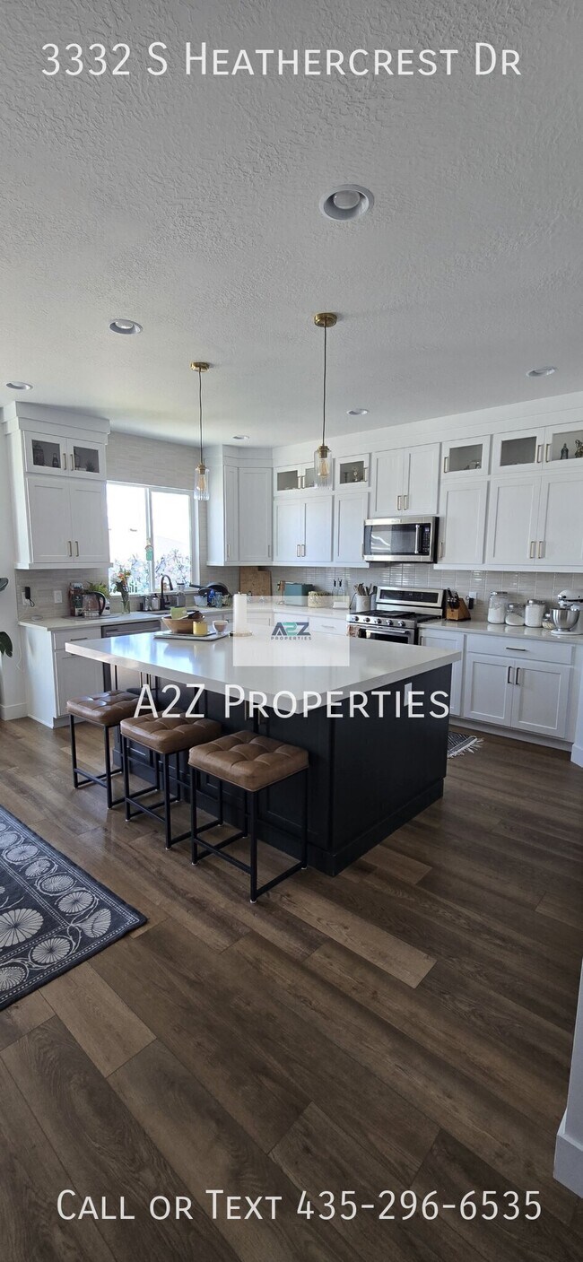 Building Photo - 3332 S Heathercrest Dr