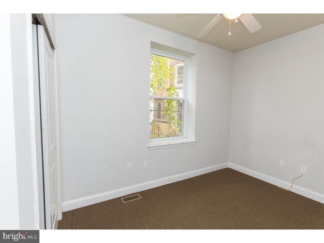 Building Photo - 931 N 19th St